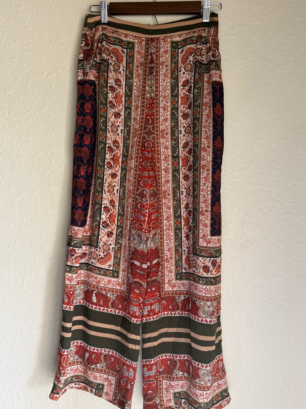 Boho paisley print wide leg pants size medium